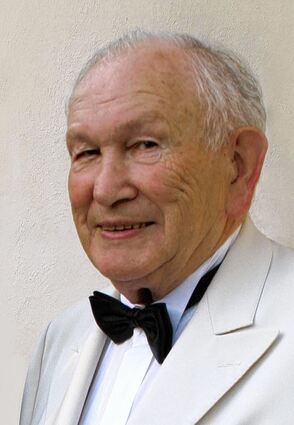 <p>Der Niklashäuser Unternehmer Anton Hofmann, Gründer der Hofmann Naturstein GmbH, ist im Alter von 94 Jahren gestorben.</p>