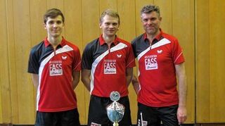 <p>Sieger im A-Pokal: Das Trio des SV Niklashausen.</p>