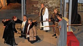 <p>"Burgunderblut" feierte bei den Freudenberger Burgfestspielen Premiere.</p>