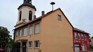 <p>Das Rathaus in Buch soll in den Jahren 2016 und 2017 für rund 550 000 Euro saniert werden und einen Aufzug erhalten.</p>