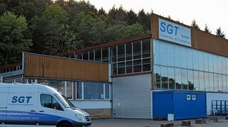 <p>Als Sanierungsverfahren sieht der vorläufige Insolvenzverwalter der Firma SGT, Rechtsanwalt Rüdiger Weiß (Stuttgart), das eingeleitete Insolvenzverfahren.</p>