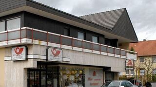 <p>Generationswechsel in Hardheim: Johannes und Dr. Petra Sitterberg übernehmen 2016 die Apotheke an der Post seiner Eltern.</p>