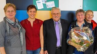 <p>Ursula Drong wurde nach beinahe 25 Dienstjahren am Eckenberg-Gymnasium in Adelsheim in den verdienten Ruhestand verabschiedet.</p>