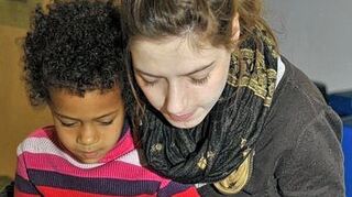 <p>Für das neue Projekt "Lesestart für Flüchtlingskinder" werden ehrenamtliche Helferinen und Helfer gesucht. Zur Vorbereitung soll im März auch eine kleine Schulung angeboten werden.</p>