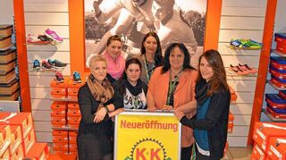 <p>Ein "K+K Schuh-Center" hat die Kienast Unternehmensgruppe gestern in der Otto-Hahn-Straße (Gewerbegebiet "Spangel") in Walldürn eröffnet.</p>