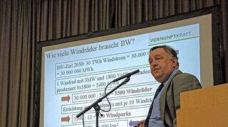<p>Wie viele Windräder braucht Baden-Württemberg? Nur eine der Fragen, auf die Dr. Ing. Detlef Ahlborn am Donnerstagabend Antworten gab.</p>