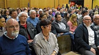 <p>Das Thema beschäftigt seit Jahren den Hardheimer Gemeinderat. Am Montag nun fasste das Gremium den Grundsatzbeschluss, dass die Grundschule Gerichtstetten eigenständig bleiben soll und damit in Zukunft nicht von Hardheim aus als Außenstelle mitverwaltet wird. Das große Interesse an dem Thema spiegelte sich an der außergewöhnlich hohen Zuhörerzahl in der Sitzung wider.</p>