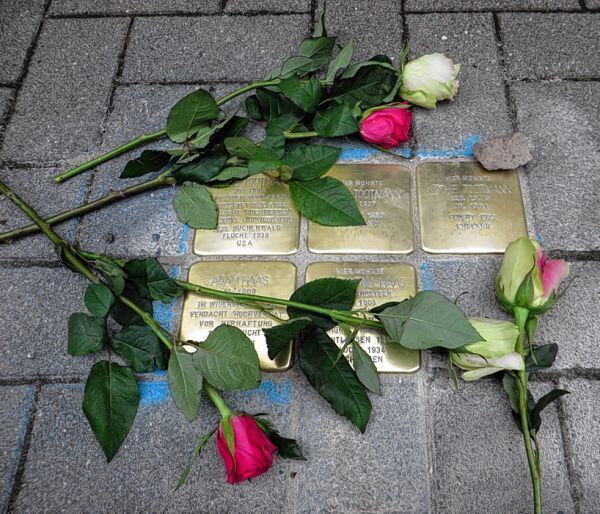 Tafeln Erinnern An Familie Todtmann Mannheimer Morgen