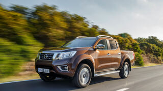 <p>mid Nürburg - Der 2,3-Liter-Turbodiesel mit 190 PS des Nissan Navara erweist sich als sehr bullig und dennoch spritzig.</p>