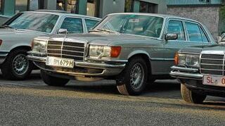 <p>Als "Giganten aus Chrom und Stahl" werden die Fahrzeuge der alten Mercedes S-Klasse des Baumusters W116 bezeichnet. Das Frühlingstreffen des MB W116 Clubs findet vom 5. bis 8. Mai in Wertheim statt.</p>