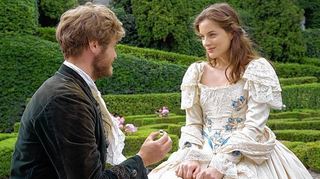 <p>Cleo von Adelsheim als "Prinzessin Maleen" im gleichnamigen Märchenfilm, mit Peter Foyse.</p>