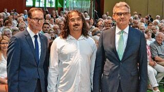 <p>Nur einer der drei Kandidaten kann gewinnen: Amtsinhaber Joachim Scholz (von links) Ulrich Bertok und der in Igersheim wohnende Steffen Hertwig bewerben sich um das Amt des Oberbürgermeisters von Neckarsulm.</p>
