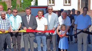 <p>In Heidersbach wurde unter großer Anteilnahme der Prominenz und der Bevölkerung das Millionenprojekt "Mühlweg" offiziell eingeweiht.</p>