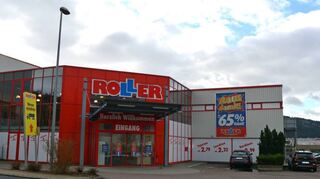 Laut Unternehmenssprecherin sind 25 Mitarbeiter von der Schließung der Roller-Filiale betroffen, bekommen aber alternative Angebote.