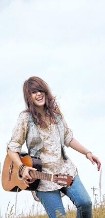 <p>Laura Kloos hat einen luftig-leichten Sound kreiert. Am Freitag stellt sie in Mannheim ihr nächstes Album vor.</p>