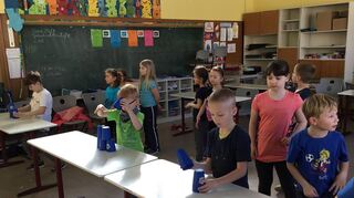 Beim „fit4future“-Aktionstag stellten die Schüler der Mandelberg-Grundschule ihre körperlichen und geistigen Fähigkeiten unter Beweis. Klassenzimmer, Turnhalle und Pausenhof verwandelten sich dafür in einen Parcours.