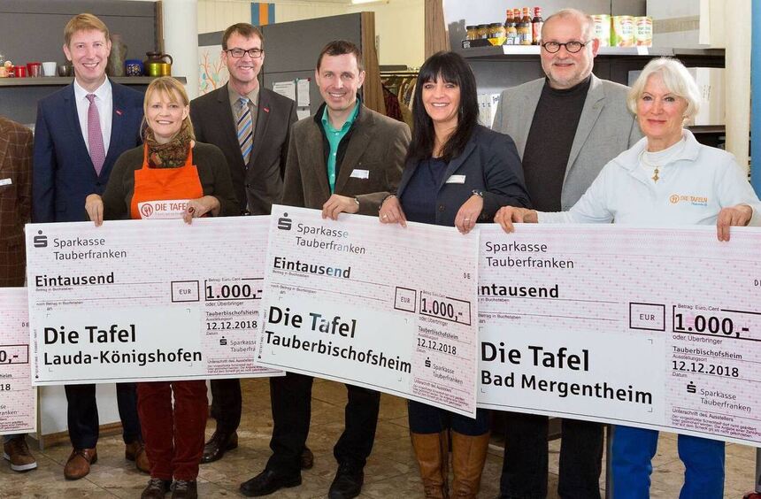 4000 Euro Fur Die Tafeln Im Main Tauber Kreis Frankische Nachrichten