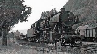 Güterverkehr im Bahnhof Edelfingen – diese Aufnahme gelang Dietrich Richter 1975.