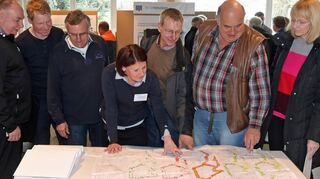 Groß war das Interesse der Bürger bei einer zum wiederholten Male stattgefundenen Informationsveranstaltung des Netzbetreibers Transnet-BW zur geplanten Südlink-Stromtrasse. Die Leitungen sollen von den Windparks in der Nordsee, von Brunsbüttel nach Großgartach im Landkreis Heilbronn führen. Das ambitionierte Großprojekt soll nach den jetzigen Planungen Ende des Jahres 2025 fertiggestellt sein.