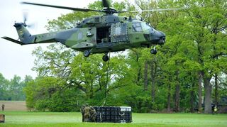 Die Transporthubschrauber NH-90 aus Niederstetten waren unter anderem mit dem Absetzen von Außenlasten oder deren Aufnahme beschäftigt, aber ebenso für den Transport von Soldaten zuständig.
