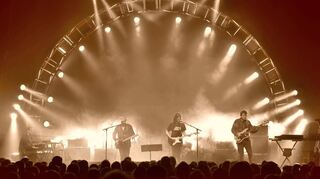 Die Band „Interstellar Overdrive – The Pink Floyd Experience“ spielt am Freitag, 14. Juni, auf der Burg.