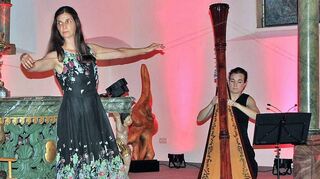 Das Duo „Zwei“ bei seinem Auftritt in Unterschüpf.