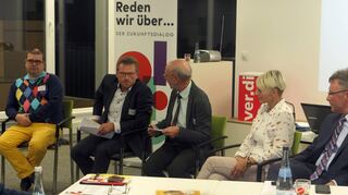 Beim Zukunftsdialog „Reden wir über . . .“ des DGB Neckar-Odenwald und der Volkshochschule Mosbach stand die Gesundheitsversorgung im Neckar-Odenwald-Kreis im Mittelpunkt.