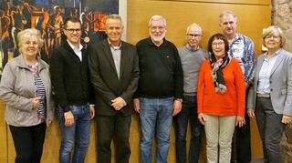 Der neu gewählte Vorstand des Seniorenbeirats mit neuem Ansprechpartner und dem Leiter der Außenstelle des Weißen Rings: (von links) Erika Knittel,  Matthias Fleischer, Wolfgang Eble, Walter Ruf, Jürgen Küchler, Ursula Link, Gerald Strauß und Brigitte Kohout.