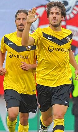 <p>In der vergangenen Saison spielte Martin Stoll für Dymano Dresden in der zweiten Liga. Hier freut er sich über seinen Treffer zum 1:0 gegen Union Berlin.</p>