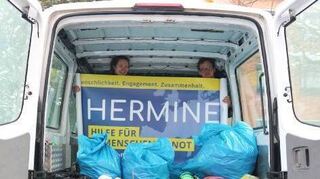 Würth-Mitarbeiter spendeten für Flüchtlinge.