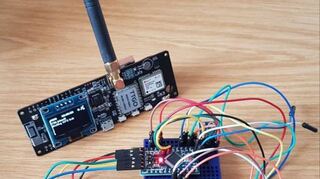 Testaufbau eines LoRa-Sensor-Senders.