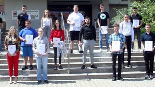 An der Frankenlandschule Walldürn haben 35 Schüler die Berufsfachschule/Wirtschaftsschule erfolgreich abgeschlossen und die Fachschulreife als „Mittleren Bildungsabschluss“ erlangt.