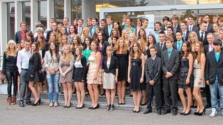 <p>Die erfolgreichen Absolventinnen und Absolventen der Riemenschneider-Realschule Tauberbischofsheim.</p>