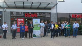 Die ersten Produkte der Bio-Musterregion Neckar-Odenwald halten Einzug in die Supermarktregale des Landkreises. Dazu fand eine Auftaktveranstaltung in Mosbach statt. Für Landrat Dr. Achim Brötel ist das „zweifelsohne der richtige Ansatz“.