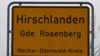 Der kleine Ort Hirschlanden führt im Dezember die „Hirschlanden.App“ ein. Das Netzwerk bietet Bürgern die Möglichkeit, schnell und zielgerichtet miteinander zu kommunizieren.
