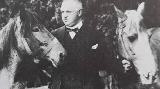 Der Pferdehändler Max Wolfsheimer entging der Folterung vom 25. März 1933, weil er am Tag zuvor ins Elsass gefahren war. Er kehrte nicht nach Weikersheim zurück.