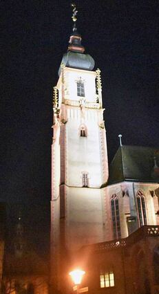 Der Turm der Tauberbischofsheimer St.-Martins-Kirche darf nachts weiterhin beleuchtet werden.