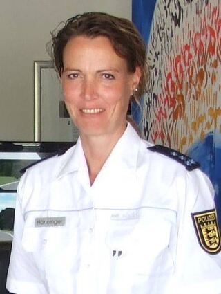 Polizeikommissarin Sabine Hönninger kämpft gegen Cybemobbing.