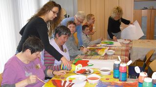So soll es bald wieder zugehen im Treffpunkt „Mittendrin“ in Tauberbischofsheim und im Irma-Volkert-Haus in Heckfeld: kreativ, bunt und heiter.