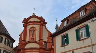 Die Klosterkirche Gerlachsheim fasziniert mit einer barocken Pracht.