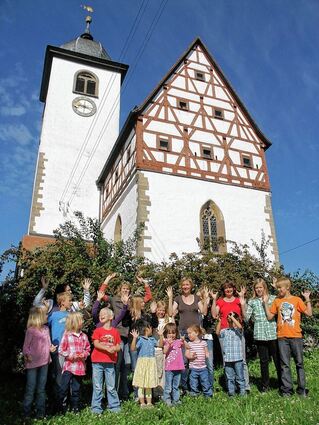 <p>Für den Familiengottesdienst, den die Kinder mitgestalten und mit dem das Jubiläumsfest am Sonntag, 9. September, beginnt, wird in der Stephanuskirche eifrig geübt.</p>