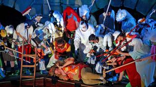 Lebemann Falstaff ist am Ende dem allgemeinen Spott ausgesetzt: „Die lustigen Weiber von Windsor“ von Otto Nicolai haben William Shakespeares gleichnamige Komödie als Librettovorlage; hier in der JMD-Inszenierung von 2009.