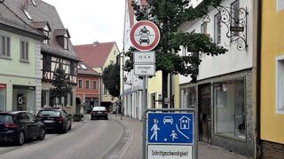 In die Mühlwehrstraße darf nachts ab sofort nur noch von Anliegern eingefahren werden.