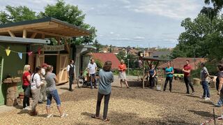 Bei Waldkindergärten in Buchen und Wenkheim informierten sich die Adelsheimer Stadträte. Viel schneller als erwartet meldeten nun Adelsheimer Eltern ihr Interesse an dem Projekt an.