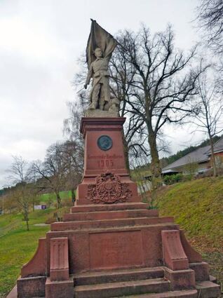 Das Kriegerdenkmal – heute.