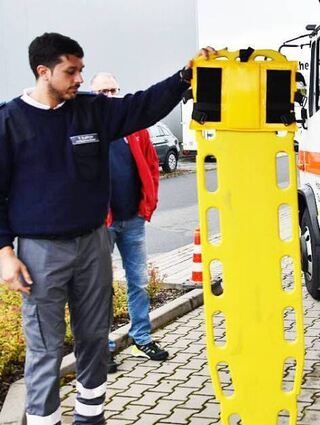 Das Equipment in den Fahrzeugen wird regelmäßig gewartet, um stets einsatzbereit zu sein.