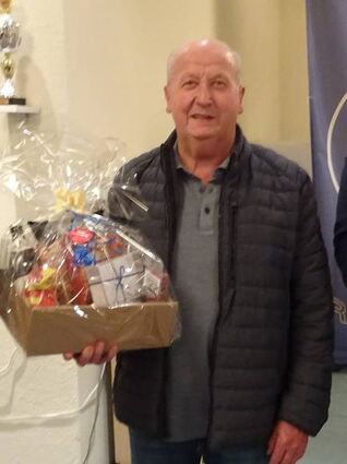 Leopold Kraus wurde nach 44 Jahren als Platzkassierer verabschiedet.