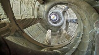 Die Berwarttreppe von 1574 ist der architektonische Höhepunkt im Residenzschloss Mergentheim.