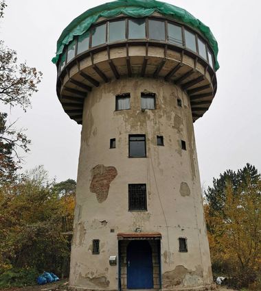 Marode: Der Turm befindet sich in keinem guten Zustand.