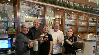 Gastgeber durch und durch: (von links) Leiterin Brauhaus/Alte Füllerei Christiane Seidl, Sous-Chef Michael Szukits, Veranstaltungsassistentin Ines Dietrich, Küchenchef Markus Ruppert und Serviceleiterin Desiree Heilig